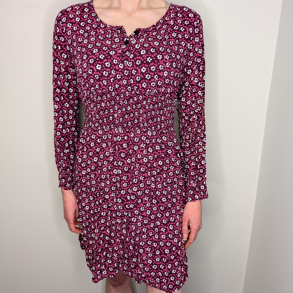 Glam & fame Dresses & Skirts - Glam & Fame — Purple Long Sleeve Floral Dress, Size M/L